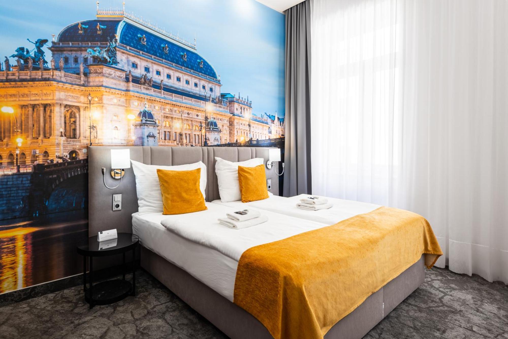 Отель A1 Royal Plaza Прага Экстерьер фото